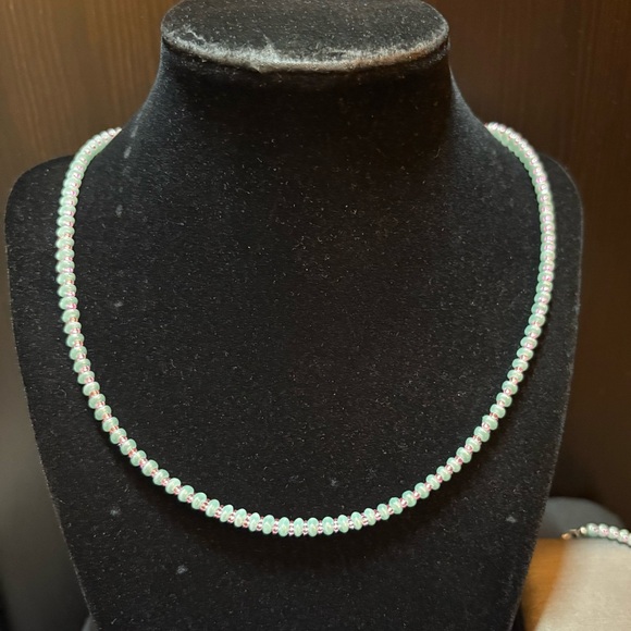 Uranium Glass Beaded Necklace & Bracelet Set - Picture 3 of 7